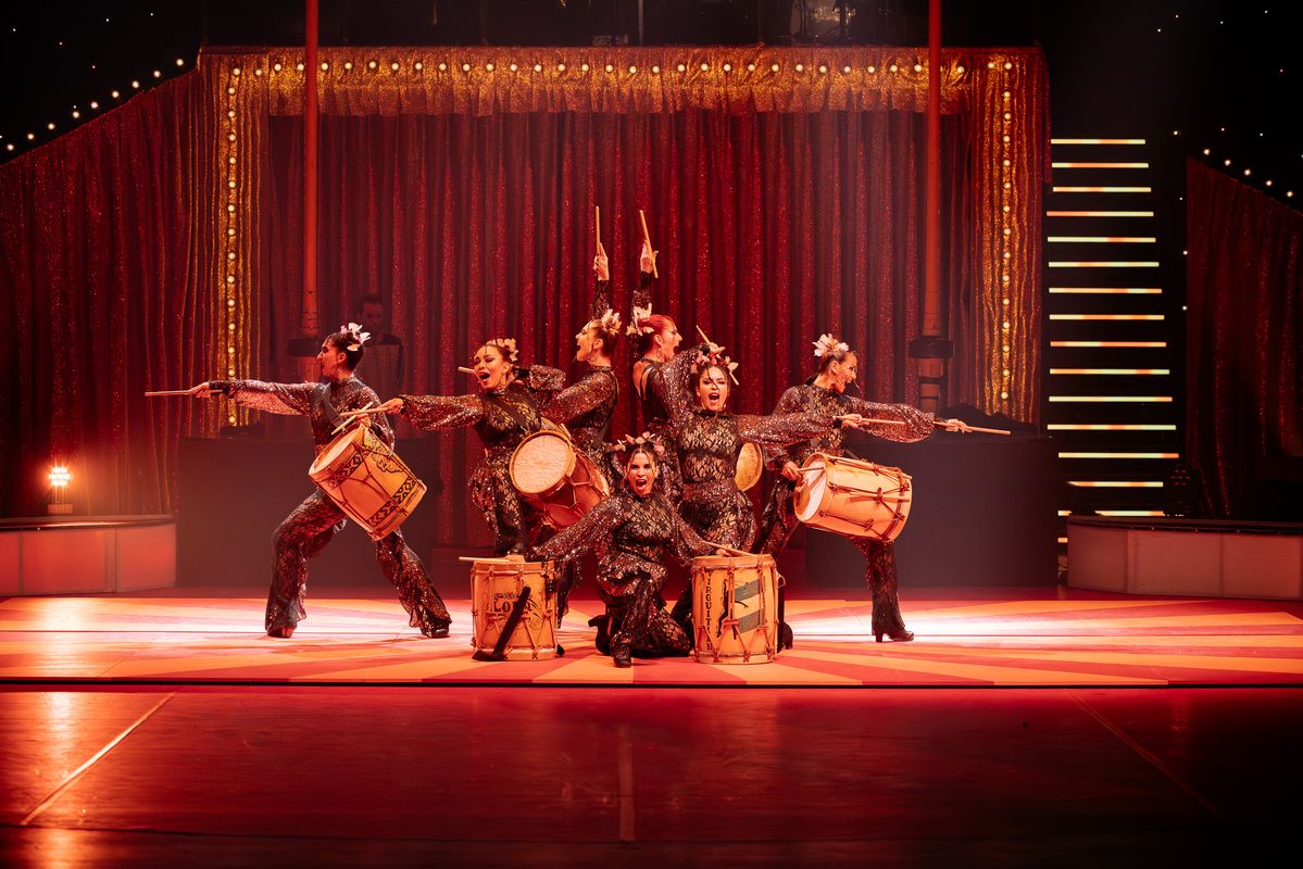 Kerstwintercircus in Parktheater Eindhoven 