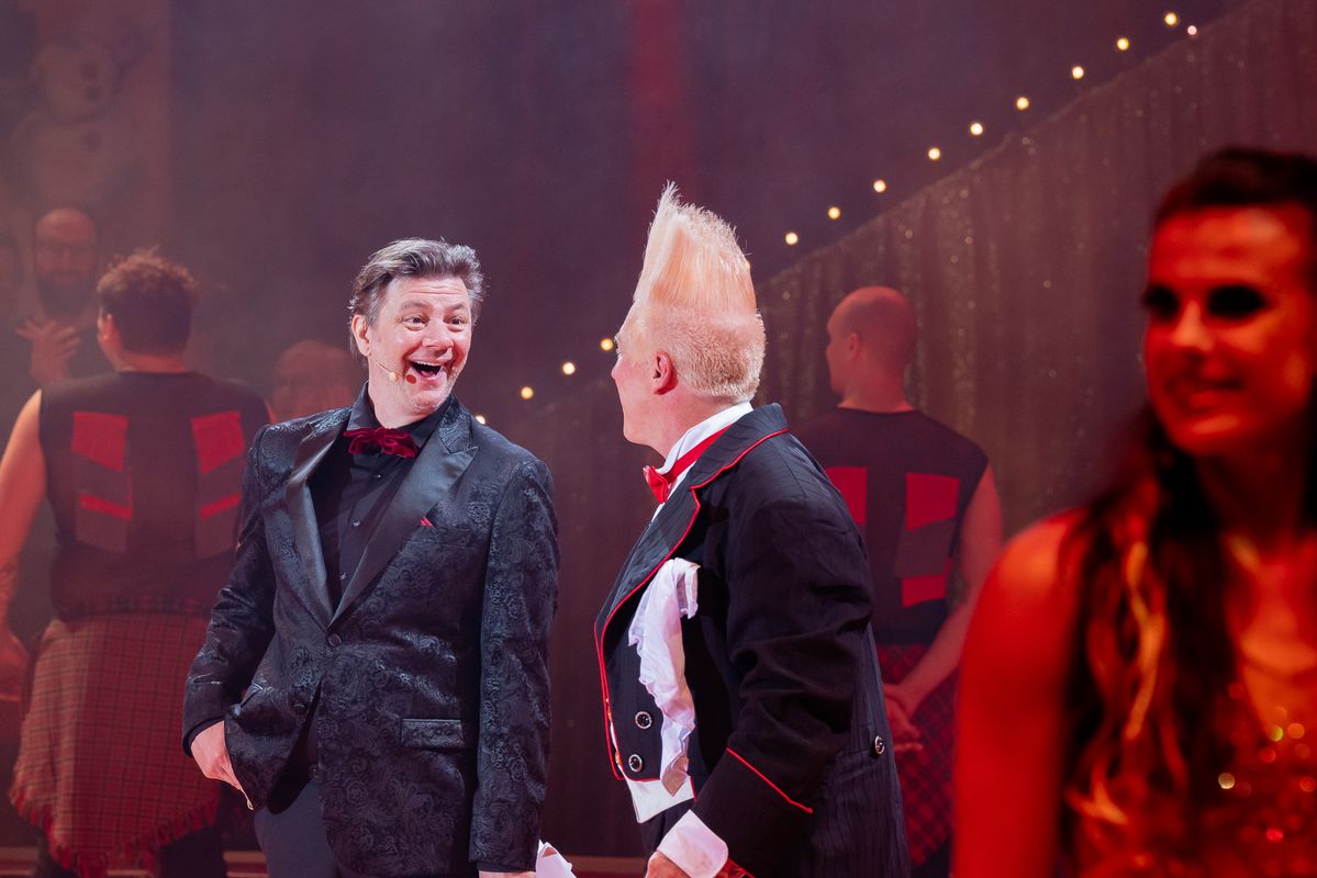 Kerstwintercircus in Parktheater Eindhoven 