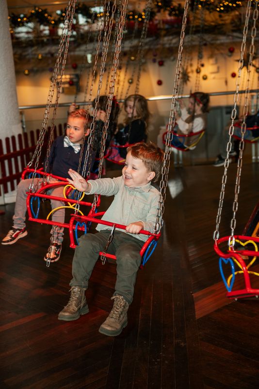Kerstwintercircus in Parktheater Eindhoven 