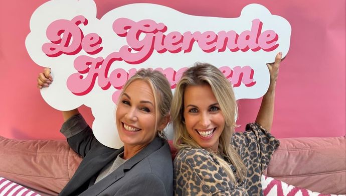 Vivian Reijs en Tanja Jess - De gierende hormonen schow