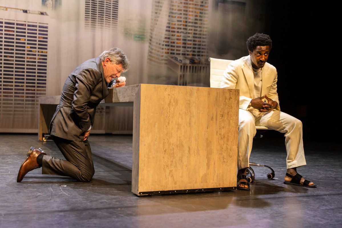 Door de bank genomen Tien jaar